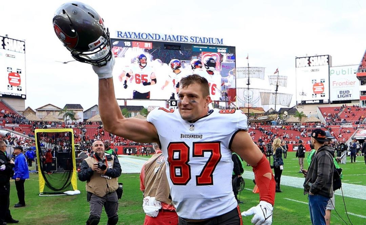 Rob Gronkowski se retira de la NFL por segunda ocasión