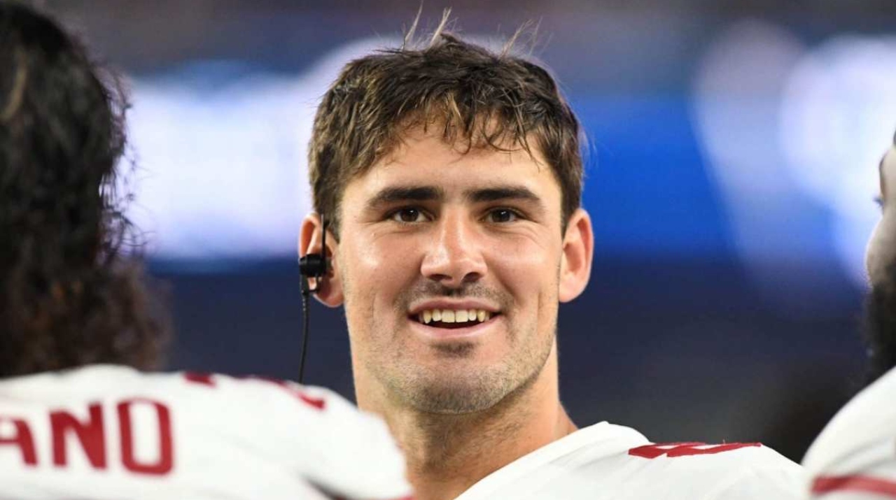 Daniel Jones alcanza marca nunca antes vista en la historia de los NFL Playoffs