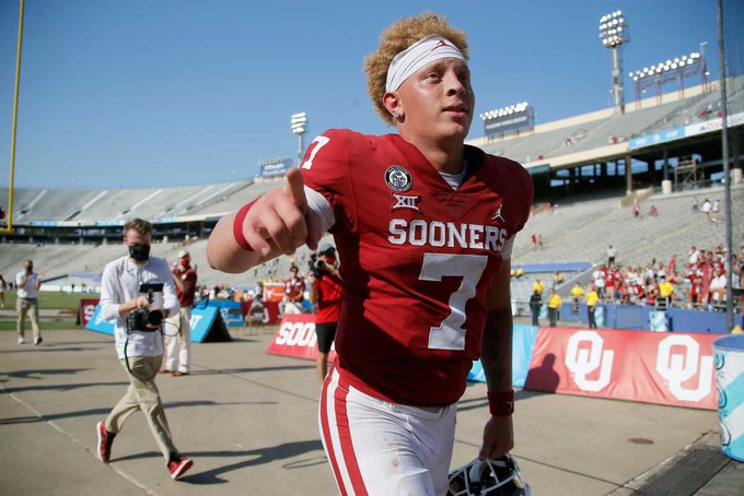 ¿Qué tiene que hacer Spencer Rattler para subir posiciones en el NFL Draft?