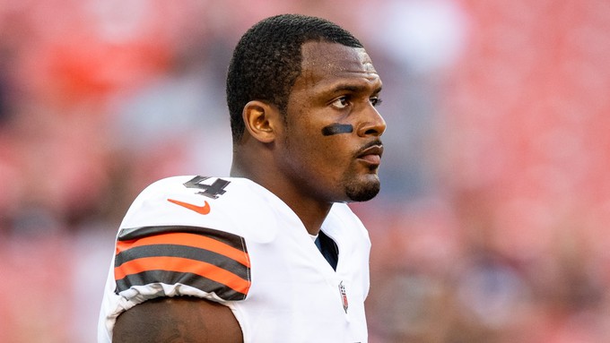 Cleveland Browns confirma que Deshaun Watson no podrá jugar el resto de la temporada de NFL