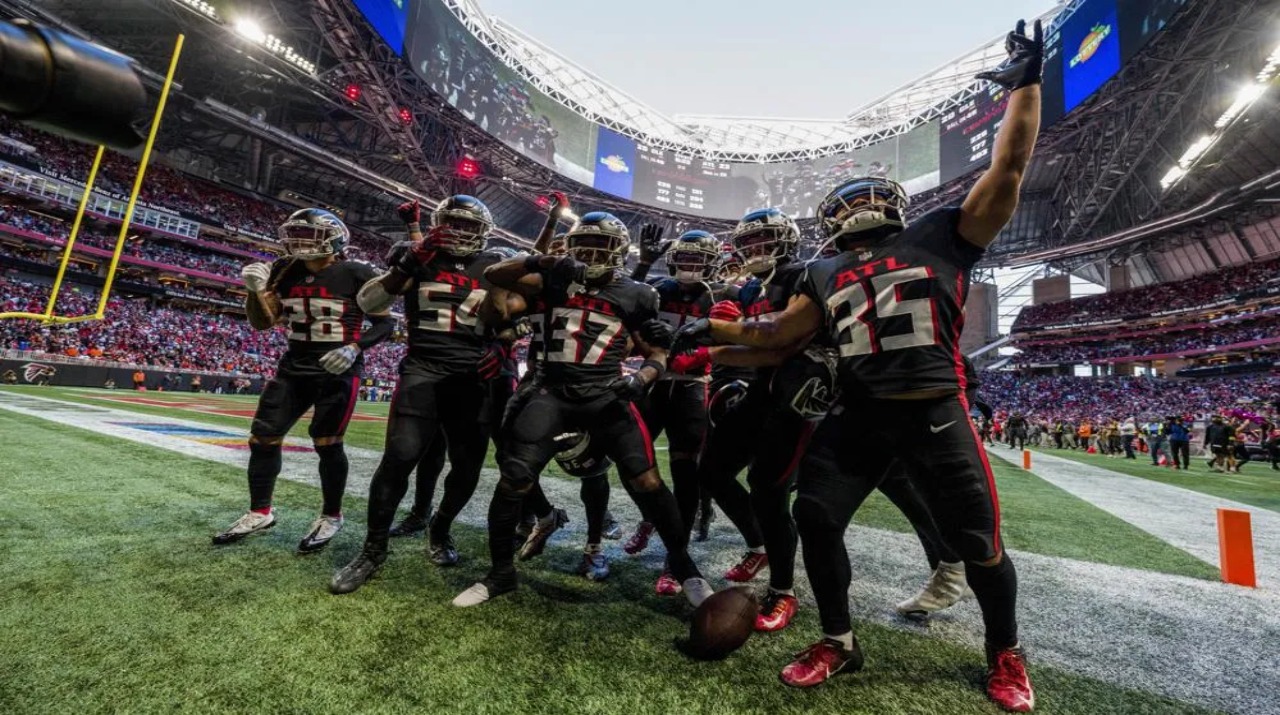 ¿Quiénes serán los rivales de Atlanta Falcons en la temporada 2024 de la NFL?