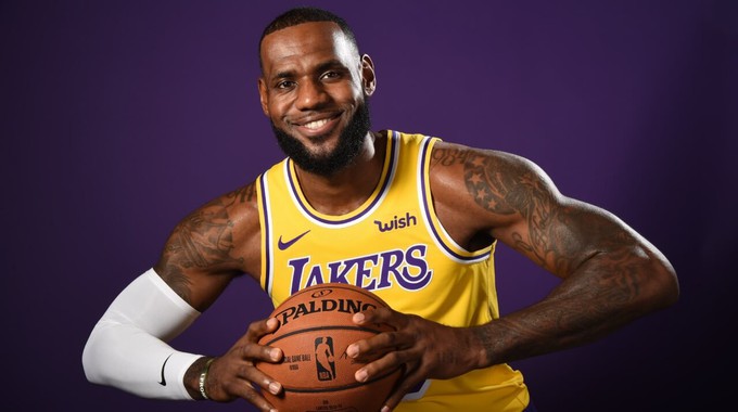 La historia de cómo LeBron James casi juega en la NFL