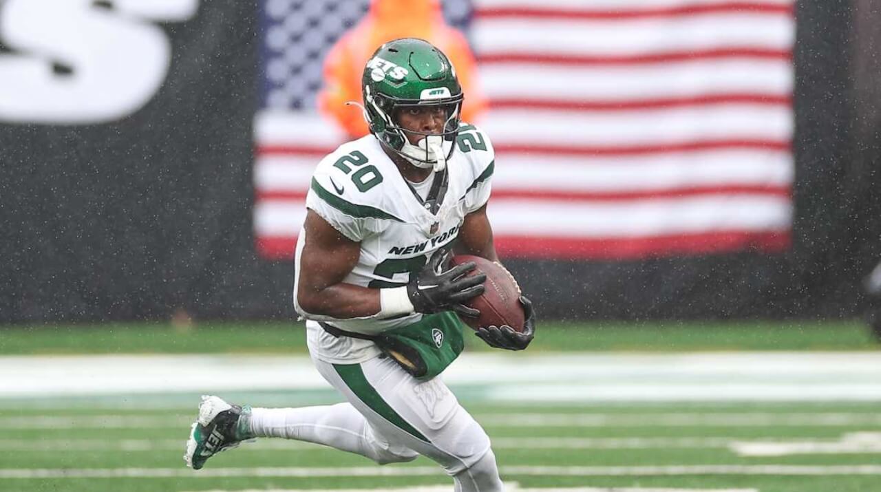 ¿Por qué no juega hoy Breece Hall con New York Jets vs. Miami Dolphins?