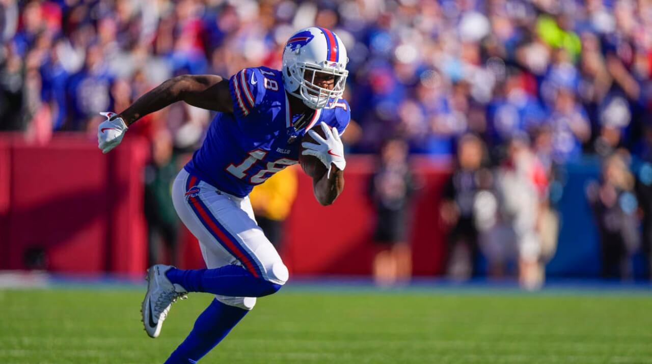 ¿Juega o no Amari Cooper hoy con Buffalo Bills vs. New England Patriots?