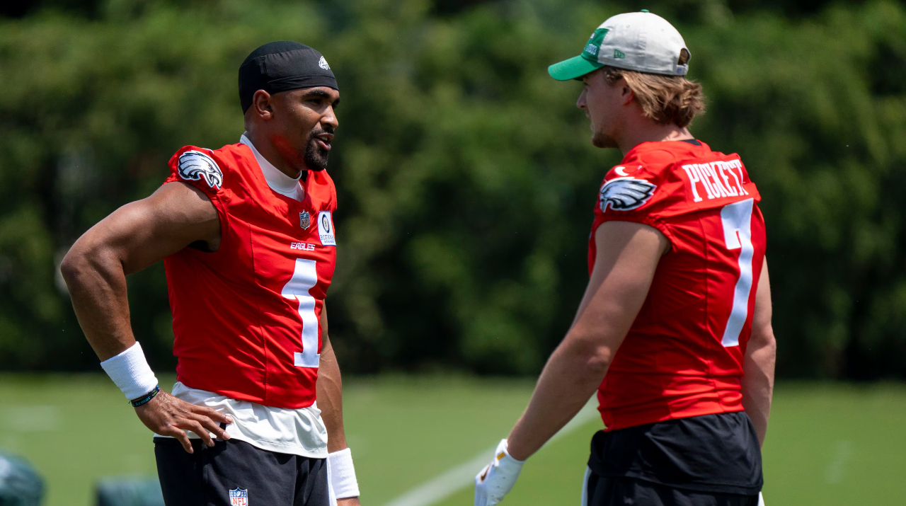 ¿Por qué no juega Jalen Hurts hoy con Philadelphia Eagles vs. Dallas Cowboys?