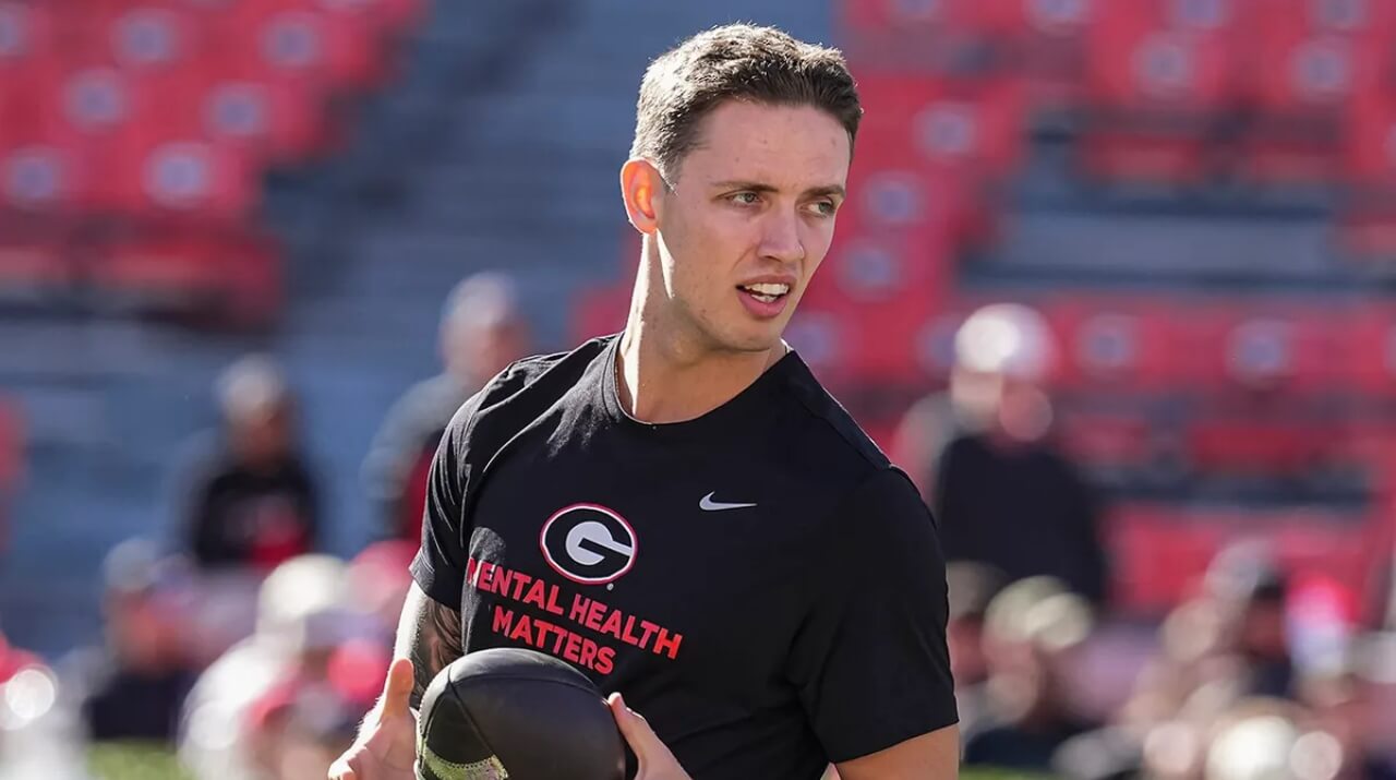 Carson Beck, mariscal de la Universidad de Georgia, se declara para el NFL Draft 2025