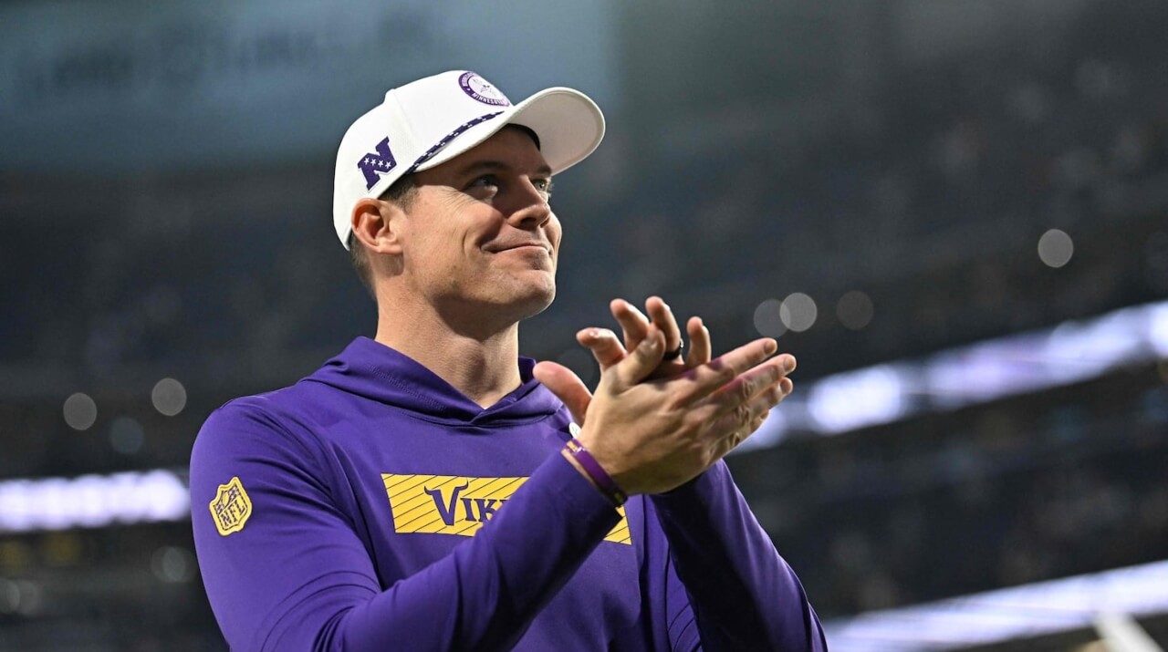 Buenas noticias para Minnesota Vikings: Kevin O'Connell extendió su contrato